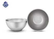 Titanium kom